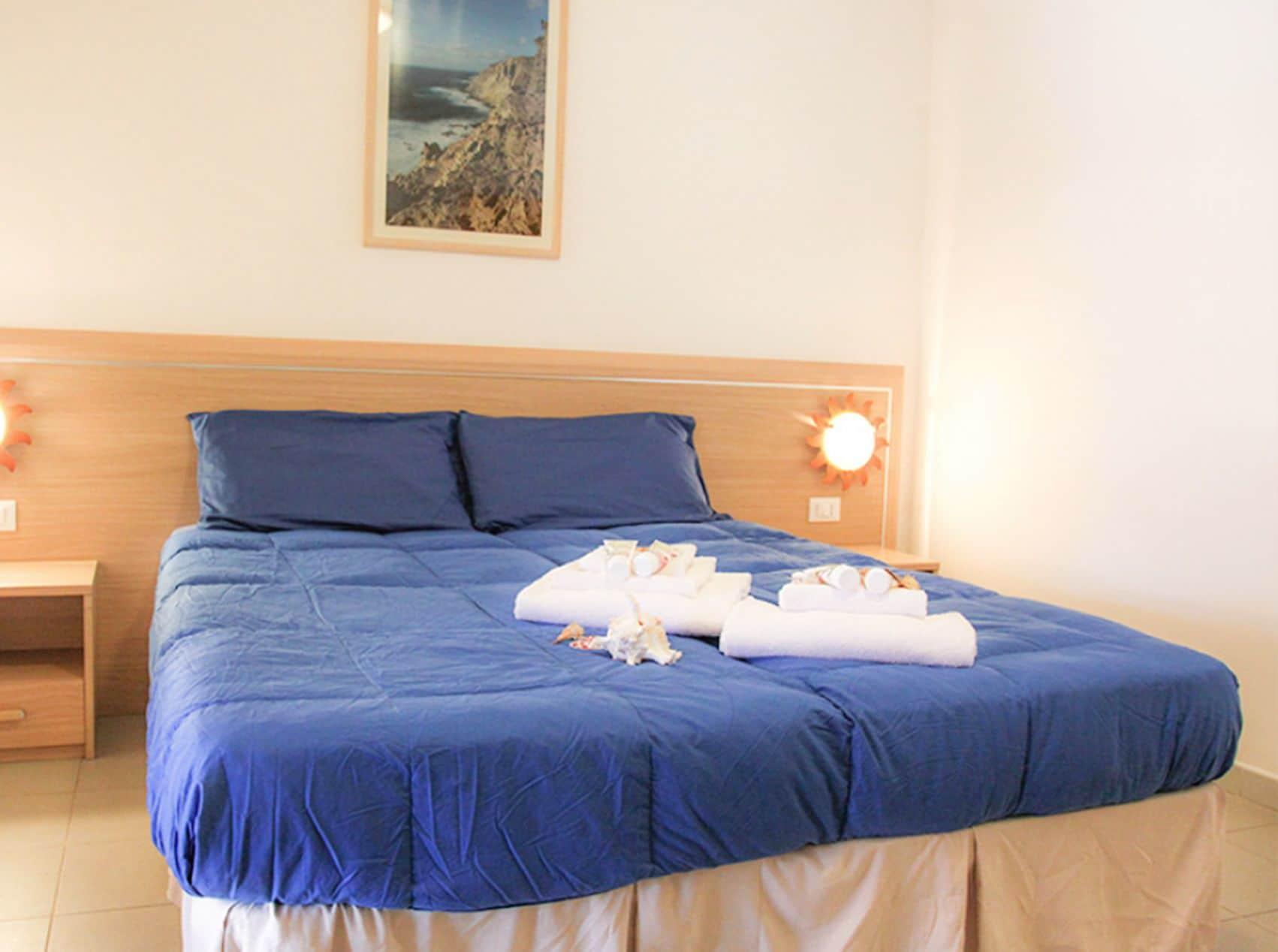Hotel Mezzaluna Карлофорте Екстериор снимка